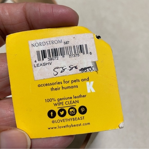 Love thy Beast Dog Leash OS Beige 100% Genuine Pebbled Leather Dog Leash NWT - Picture 10 of 10